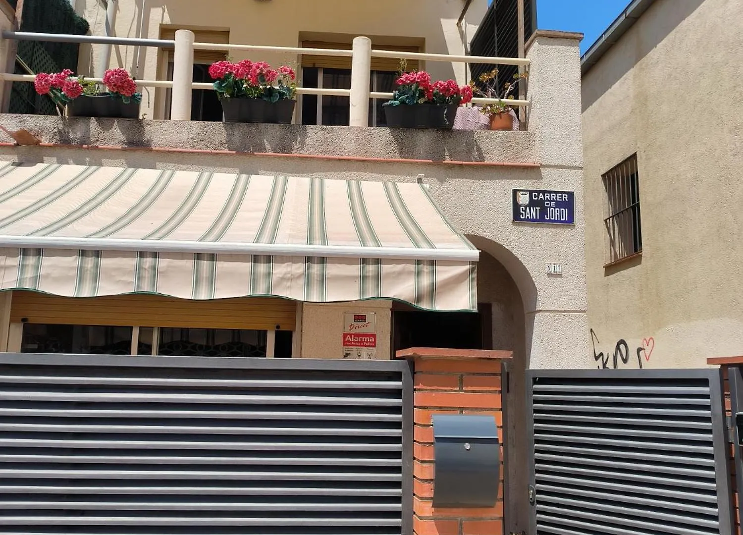 Nice House At The Beach Near Barcelona Premia De Mar